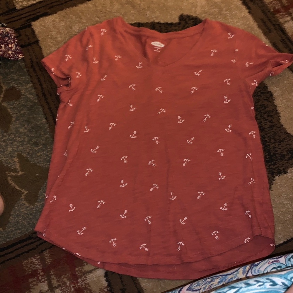 Old navy shirt